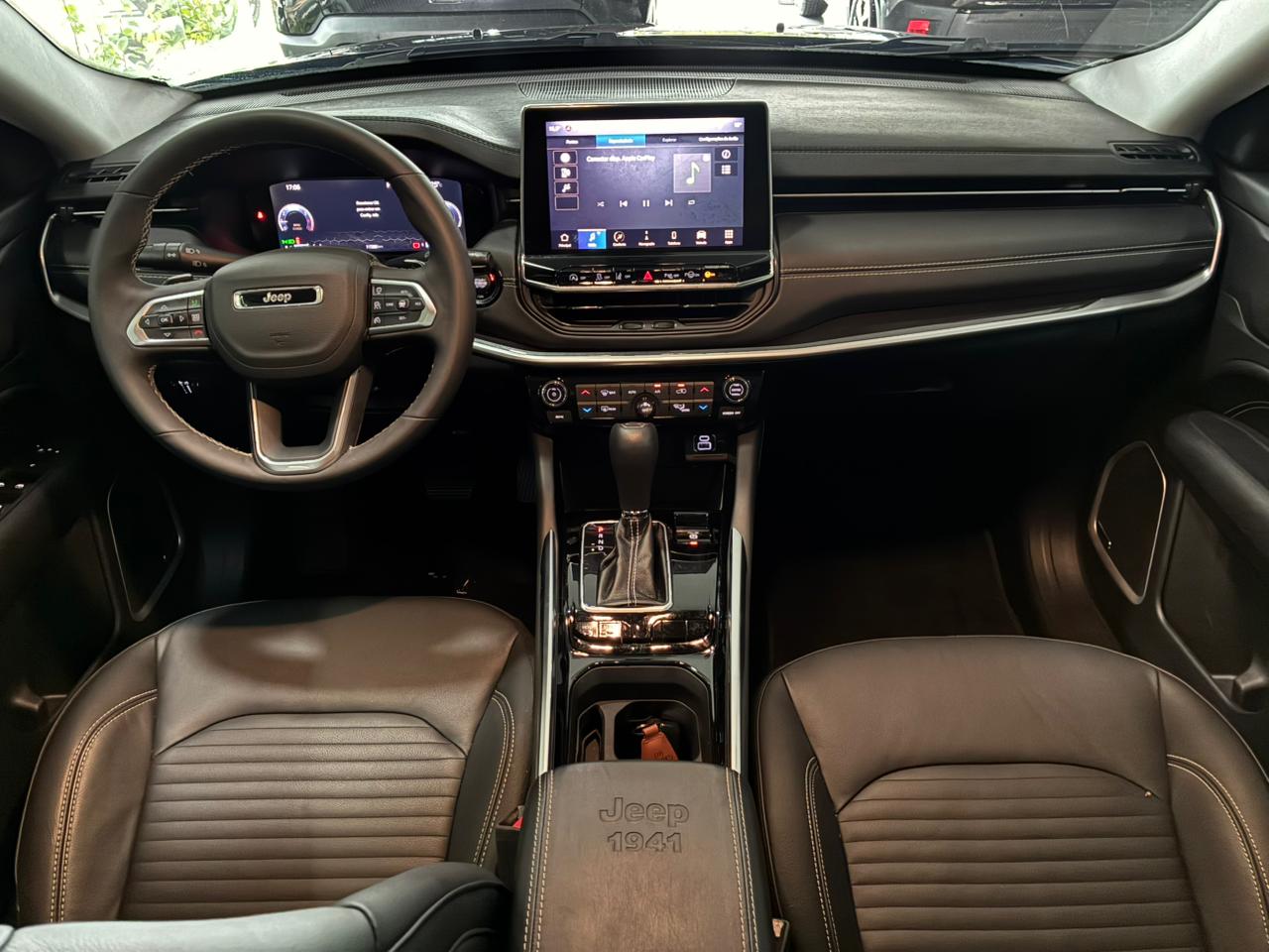 Jeep Commander - Imagem 17