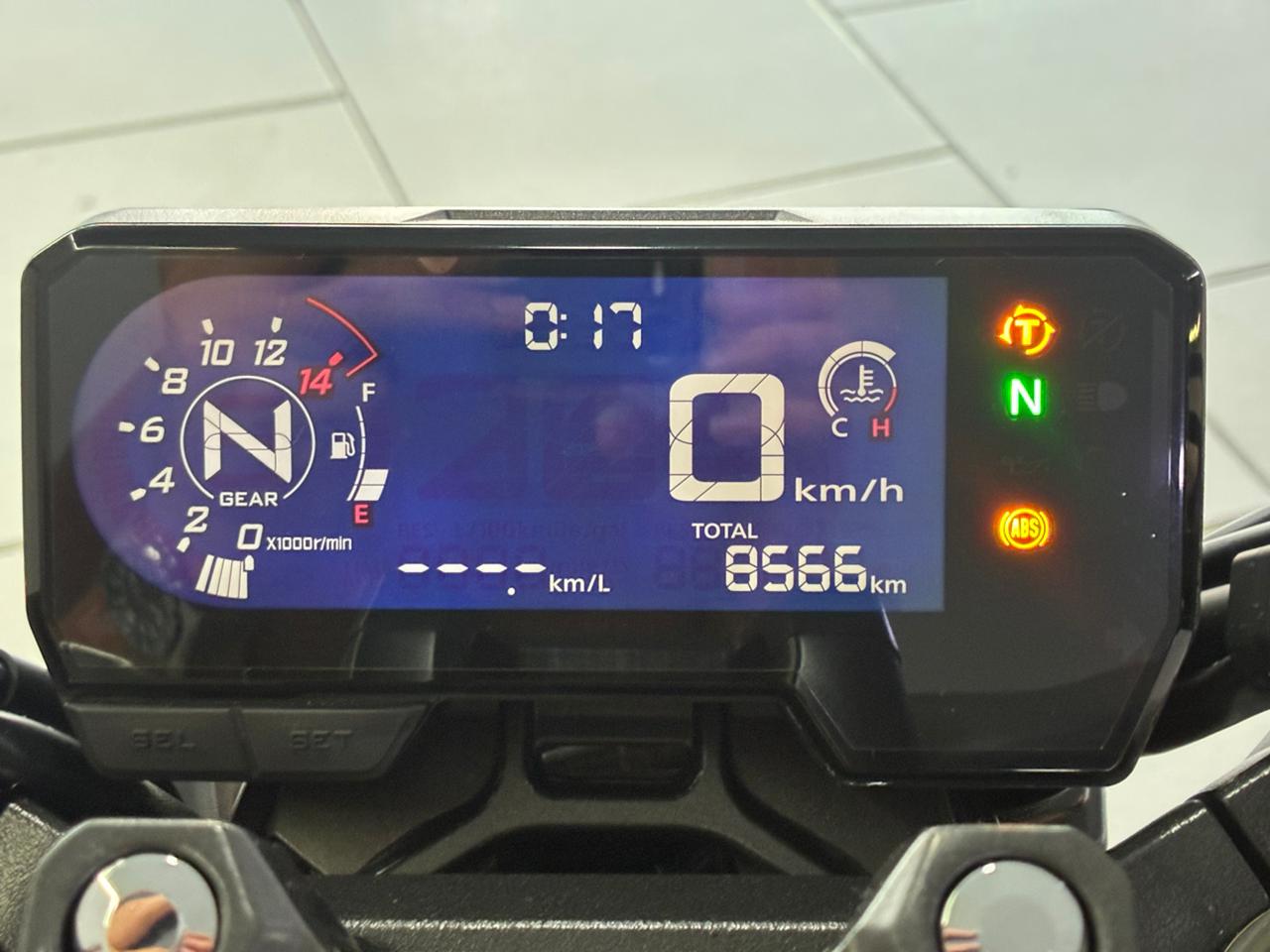 Honda CB 650R - Imagem 3