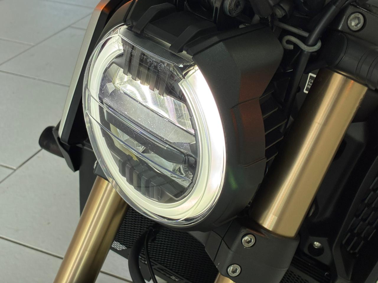 Honda CB 650R - Imagem 2