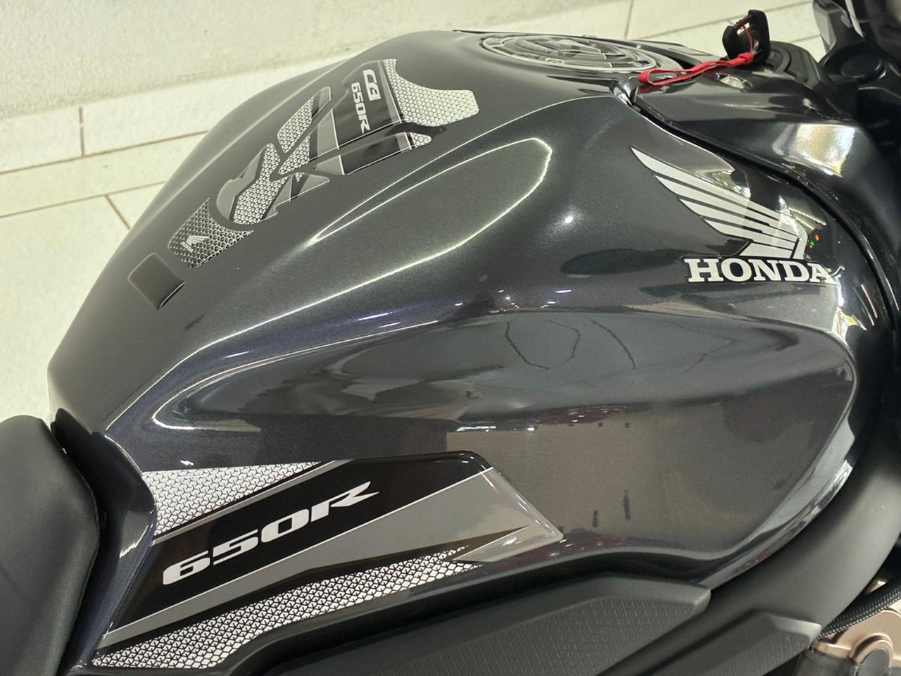 Honda CB 650R - Imagem 14