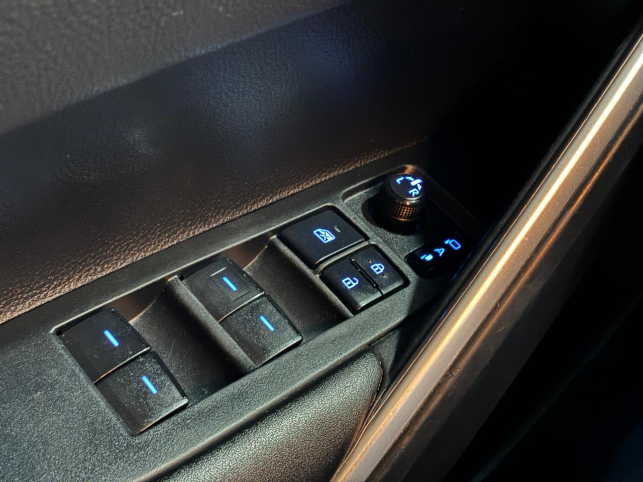 Toyota Corolla Cross - Imagem 18