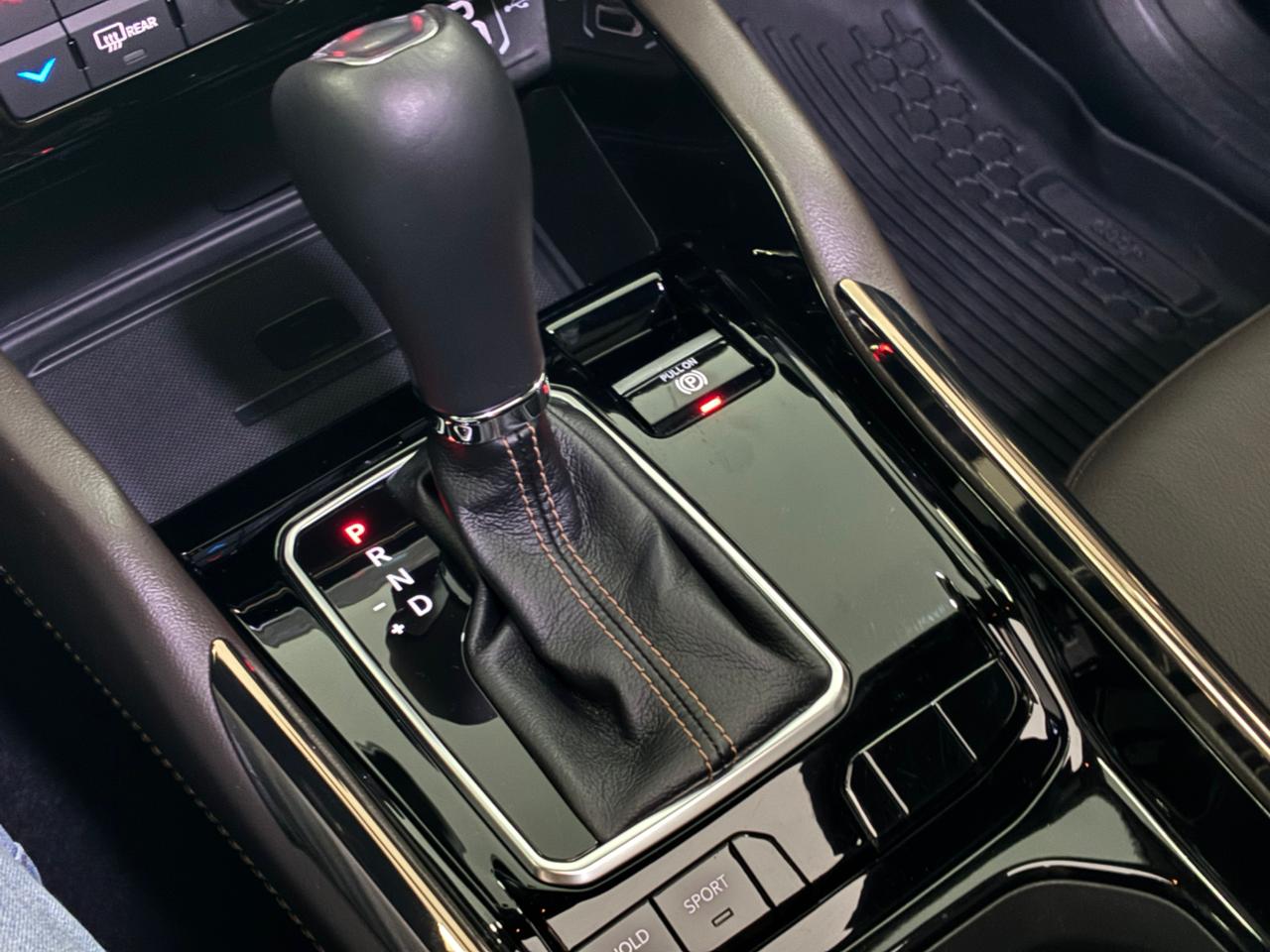 Jeep Commander - Imagem 23