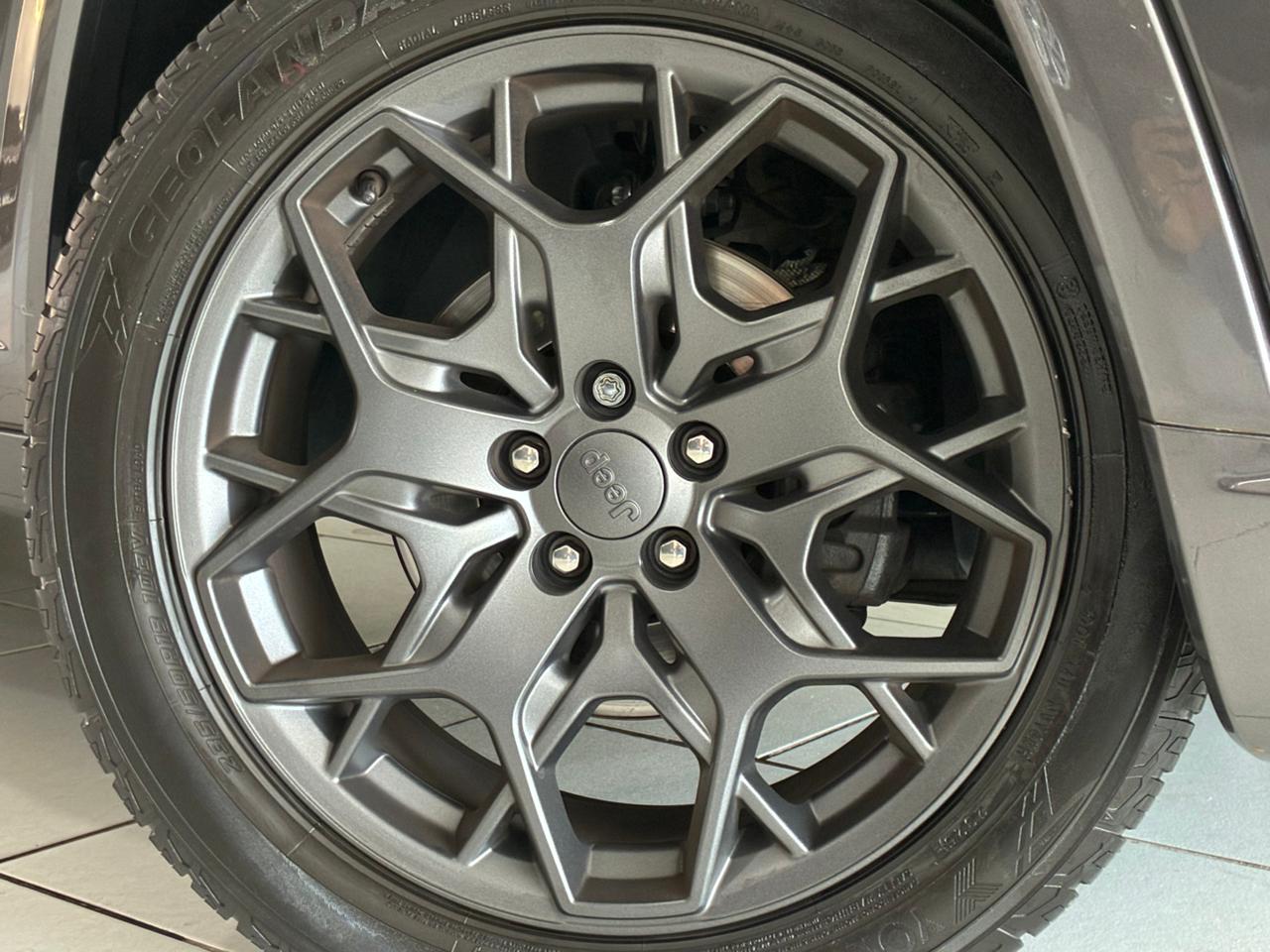 Jeep Commander - Imagem 16