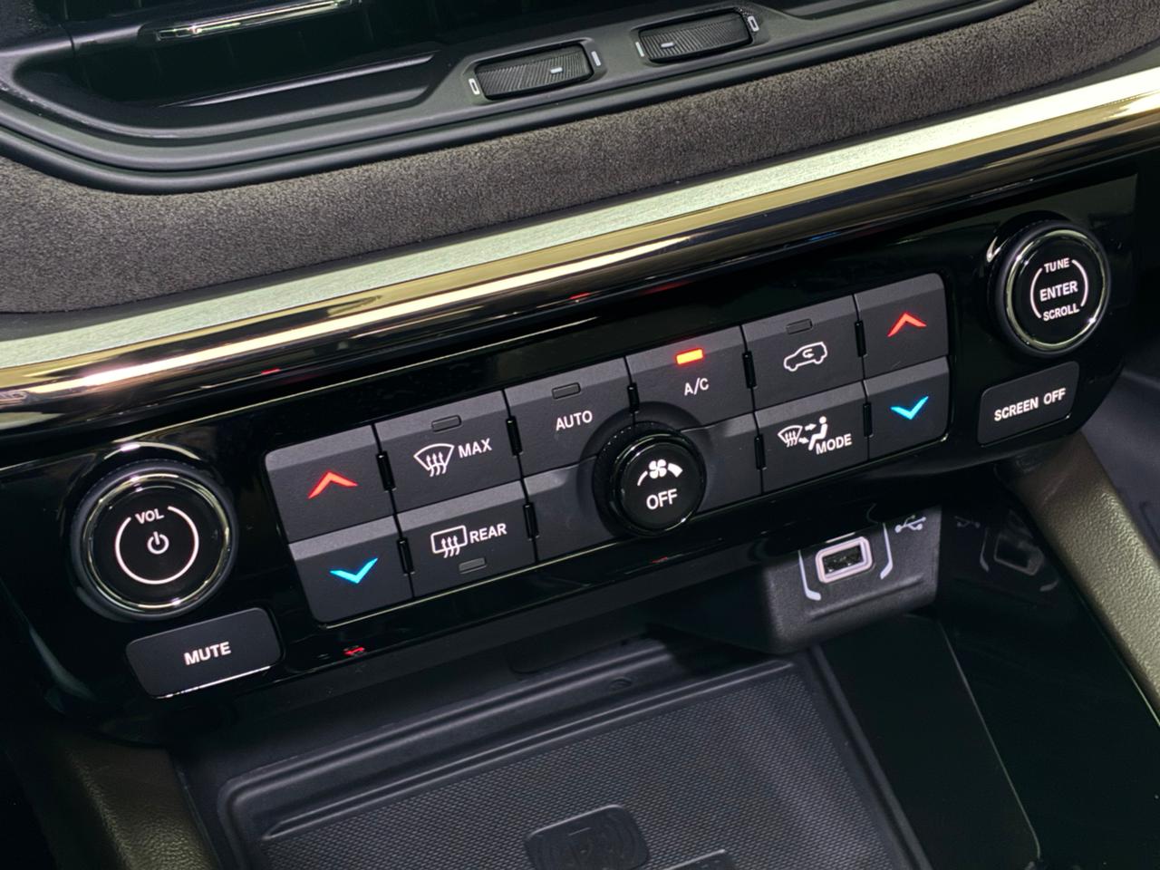 Jeep Commander - Imagem 21