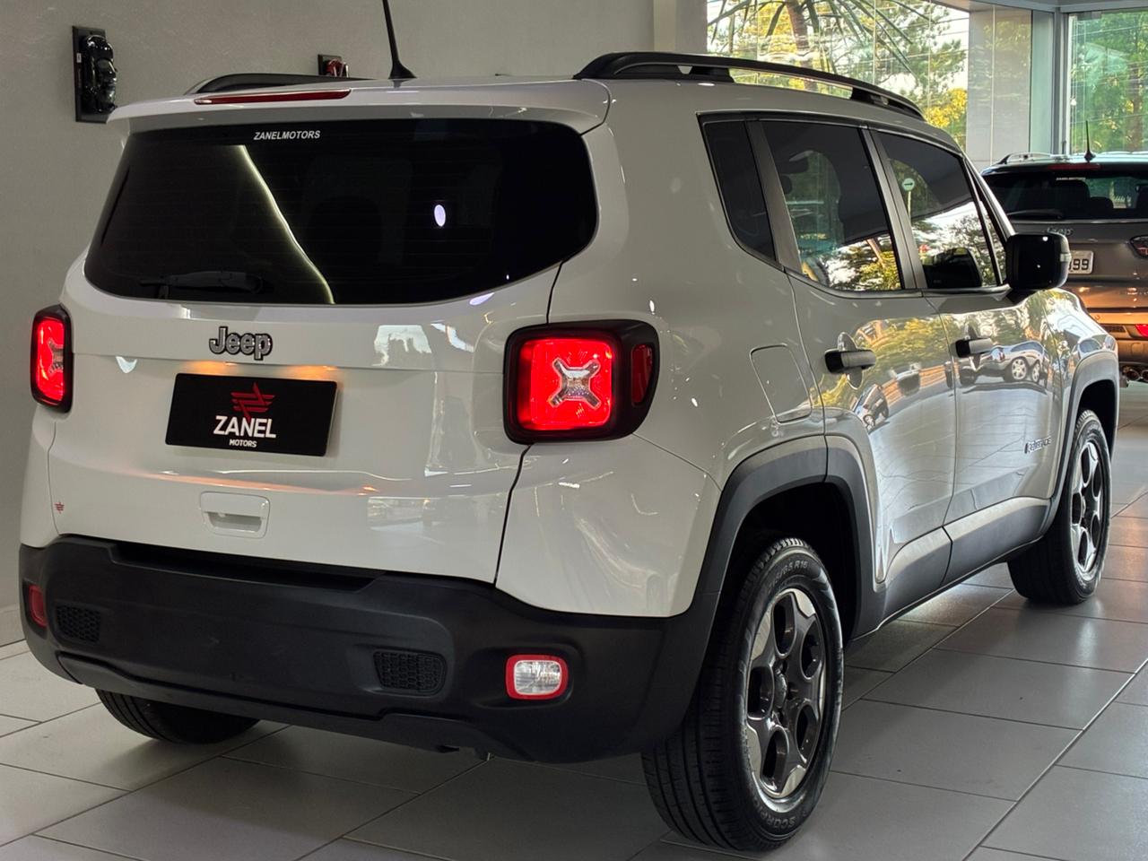 Jeep Renegade  - Imagem 14