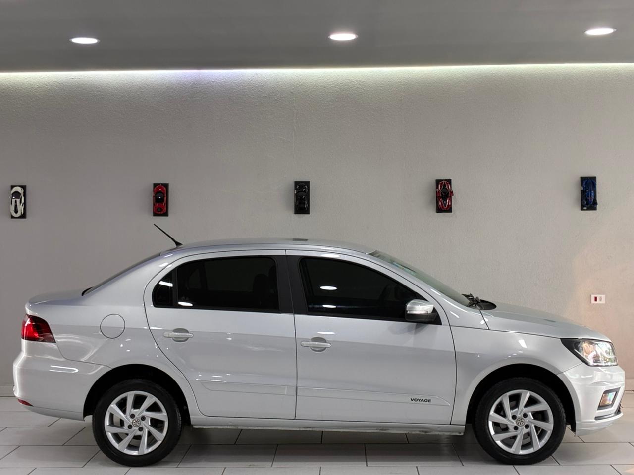 Volkswagen Voyage - Imagem 9