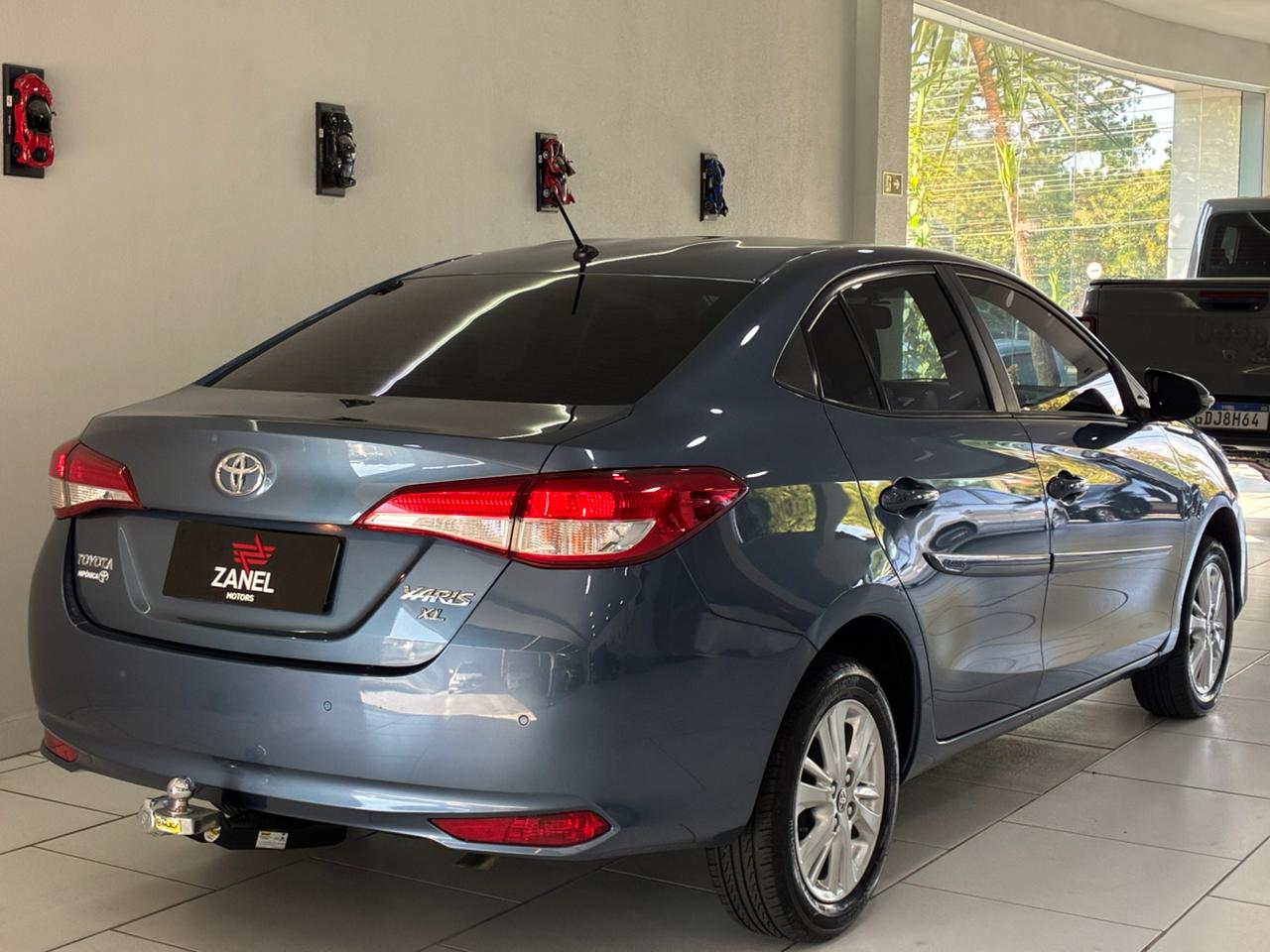 Toyota Yaris sedan - Imagem 9