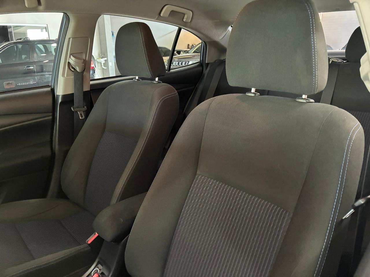 Toyota Yaris sedan - Imagem 19