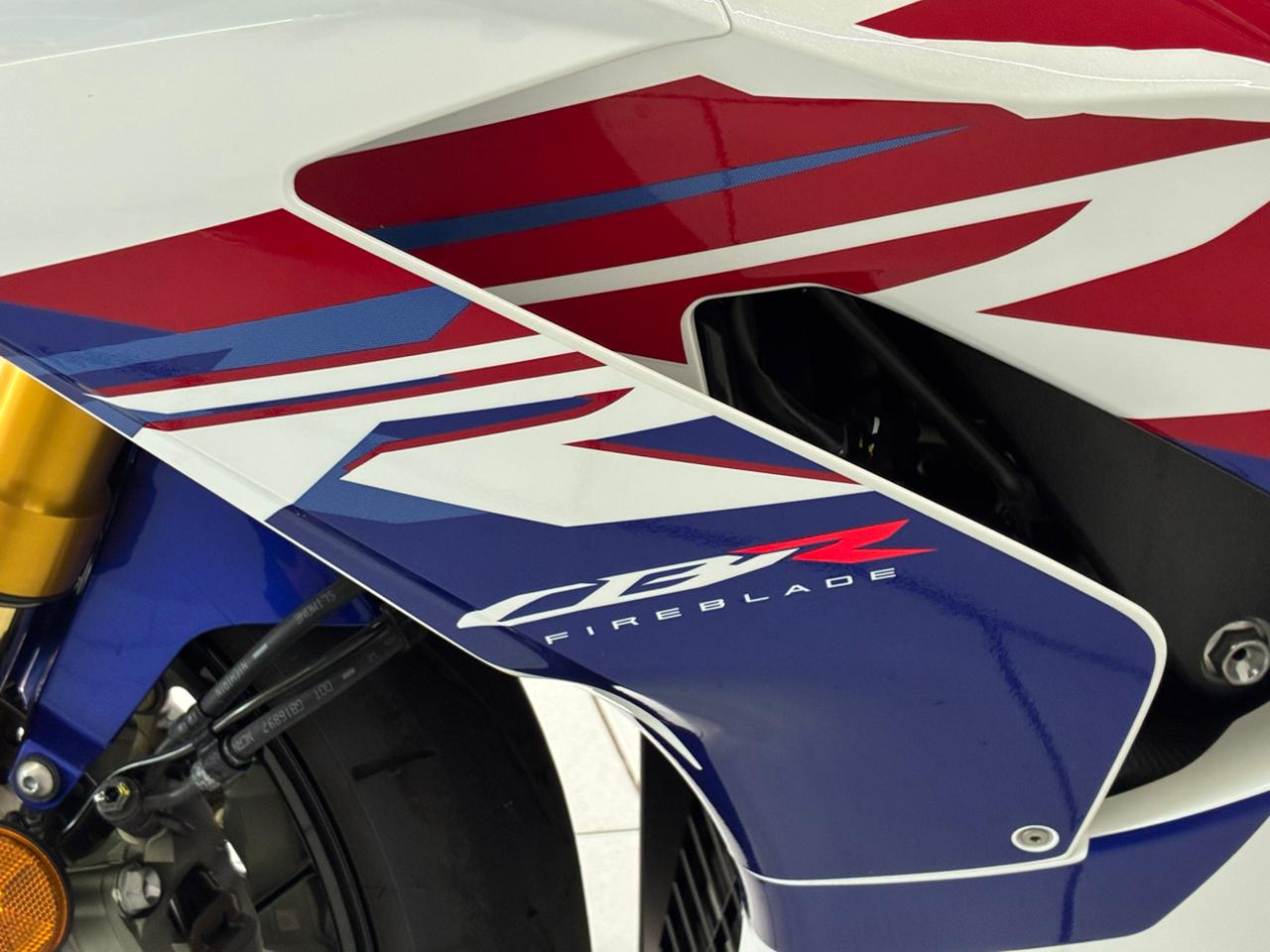 Honda CBR 1000RR-R  - Imagem 2