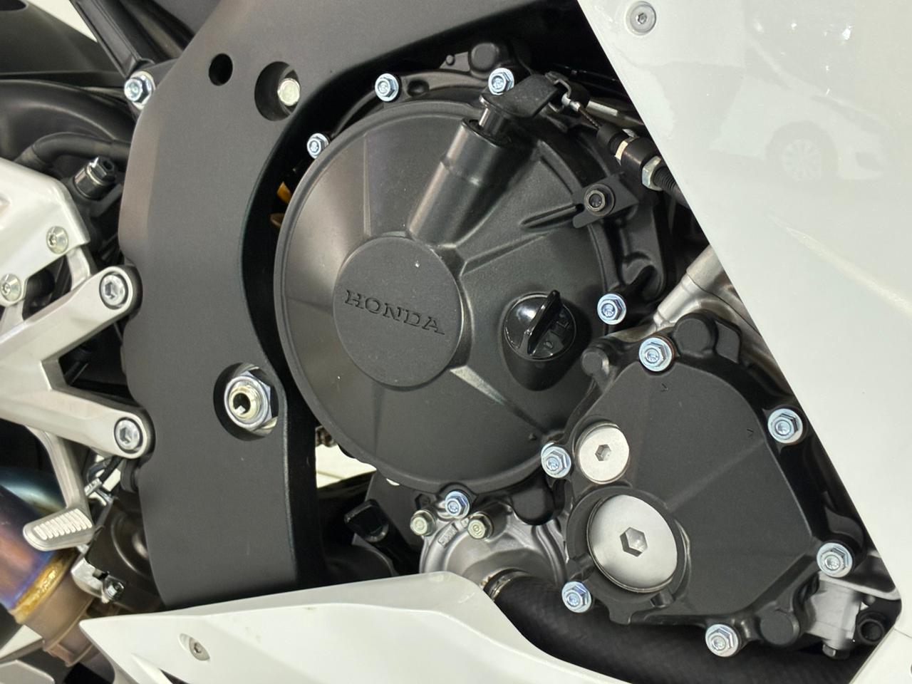 Honda CBR 1000RR-R  - Imagem 9