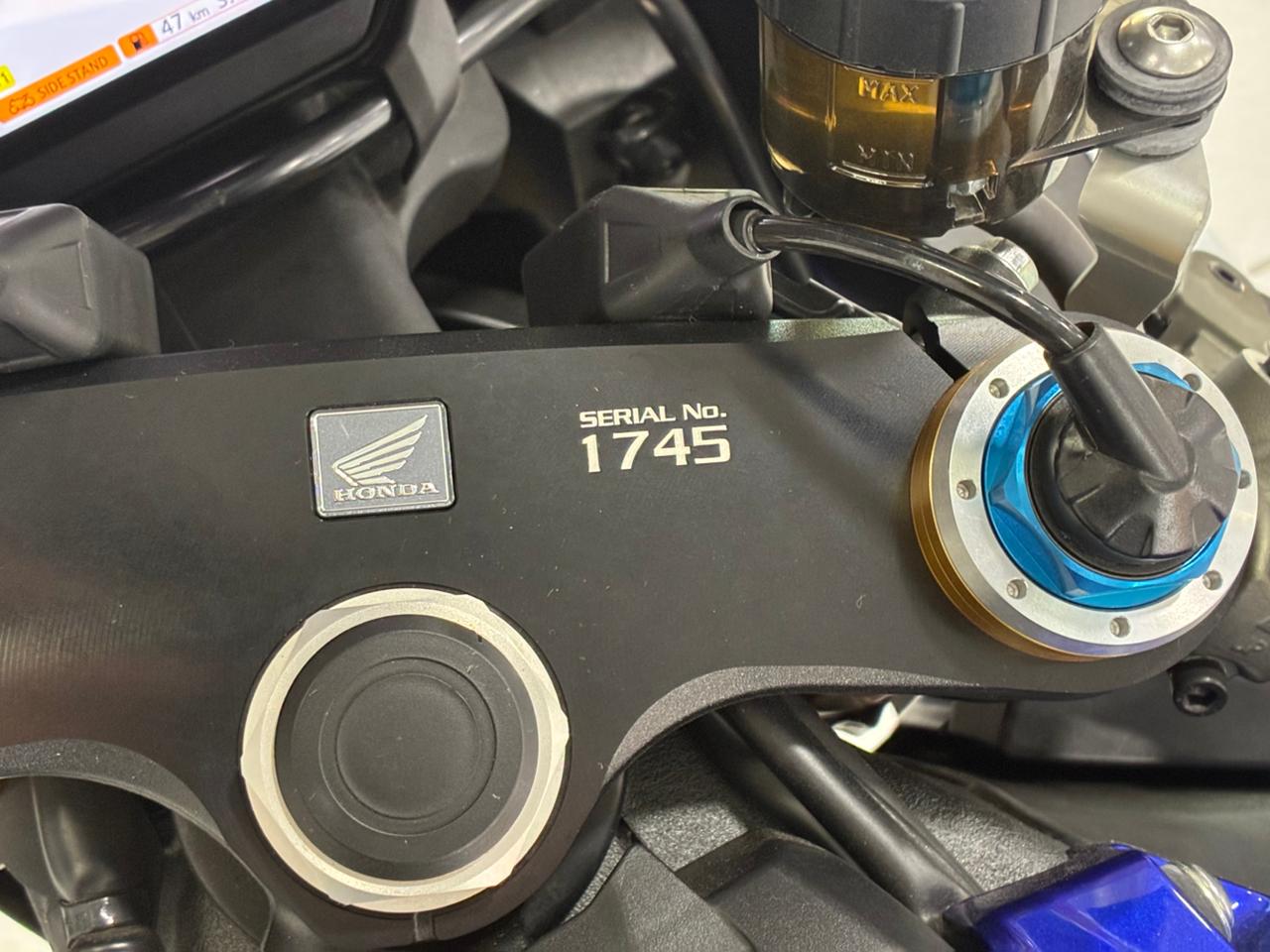 Honda CBR 1000RR-R  - Imagem 13