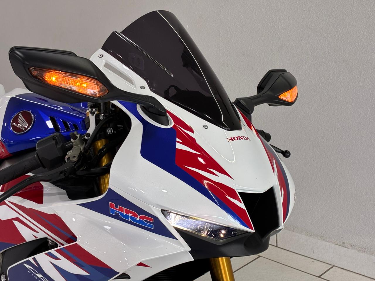 Honda CBR 1000RR-R  - Imagem 15