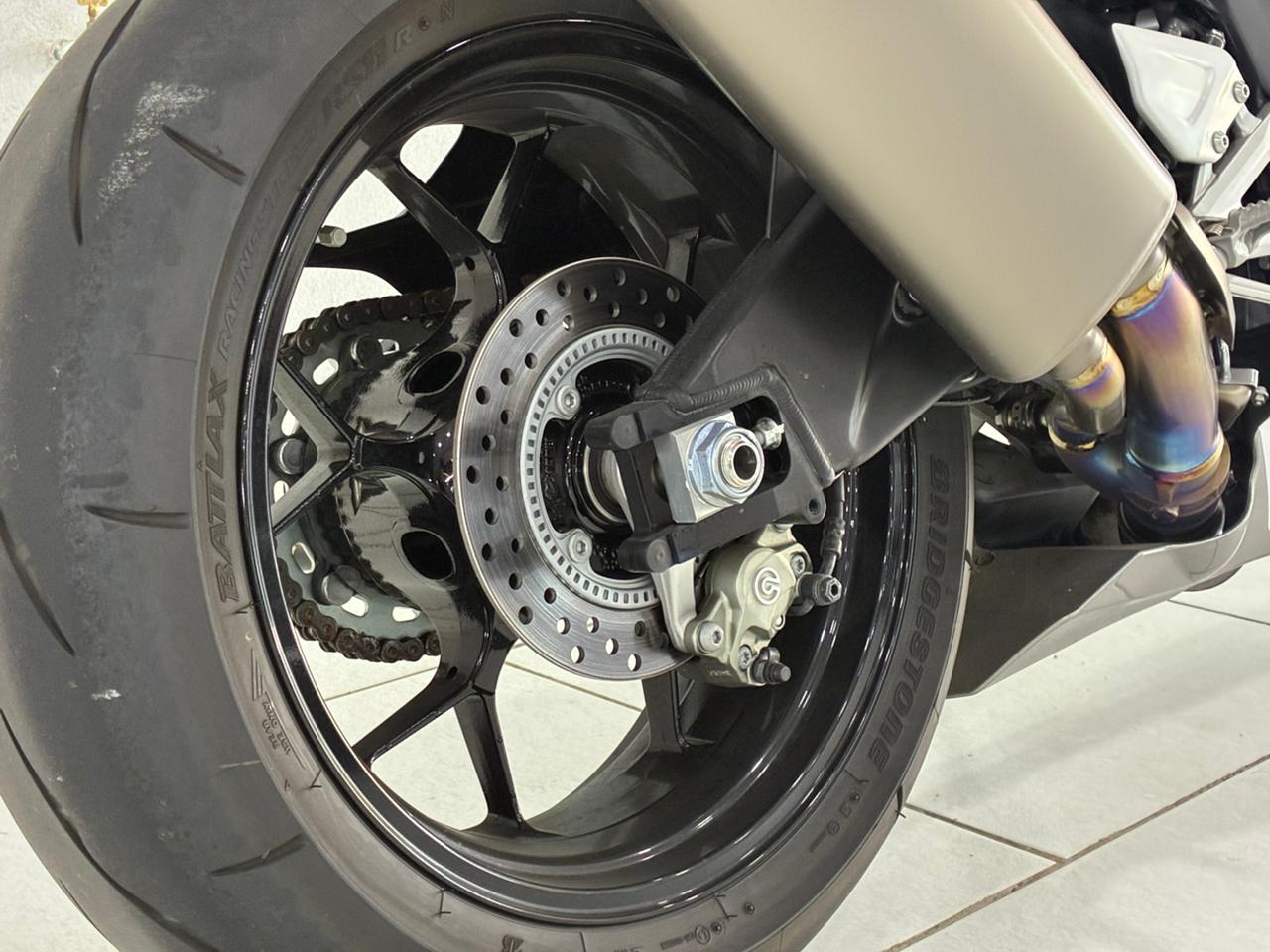 Honda CBR 1000RR-R  - Imagem 16