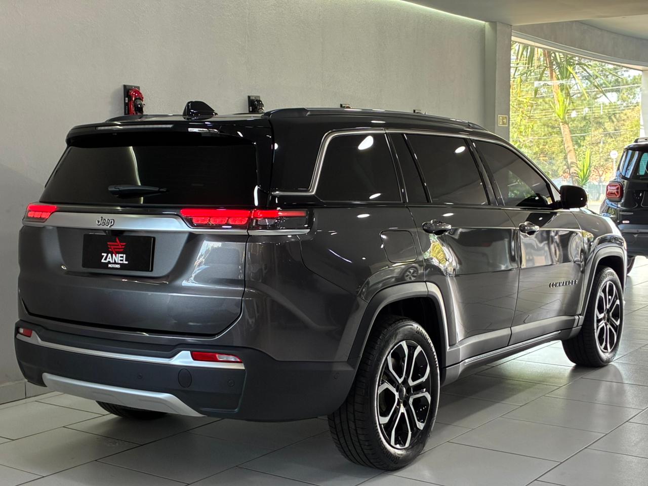 Jeep Commander - Imagem 19